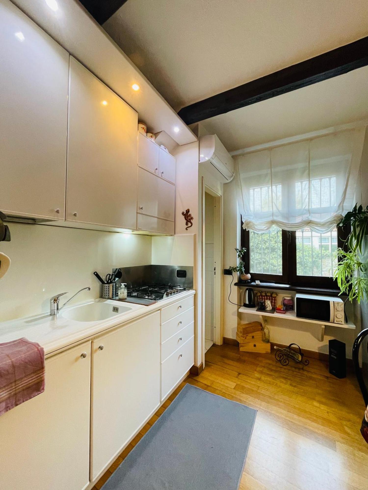 Casa Caroli, Charme E Comfort Nel Cuore Di Alba Zewnętrze zdjęcie