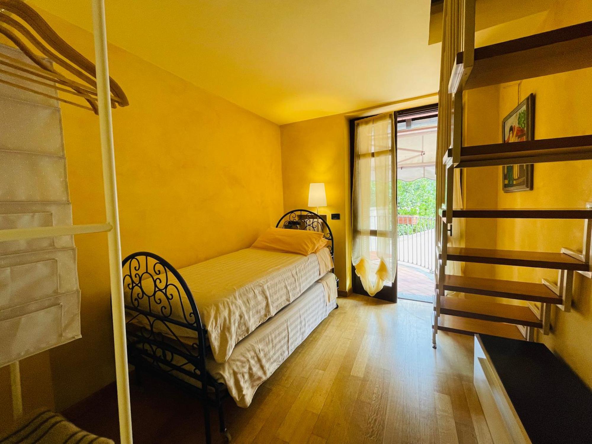 Casa Caroli, Charme E Comfort Nel Cuore Di Alba Zewnętrze zdjęcie